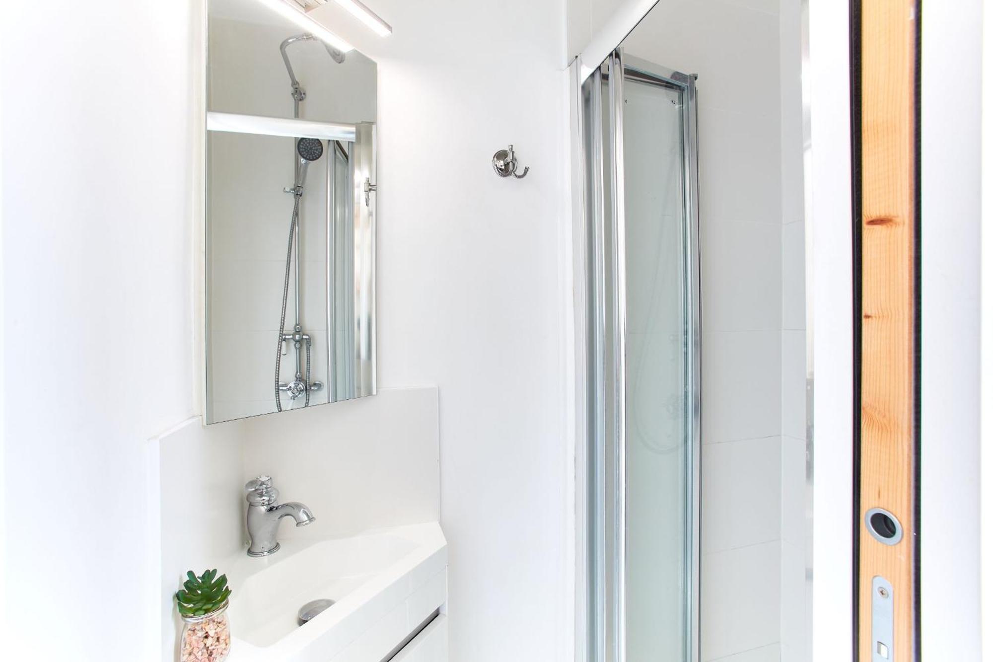 Montmartre & Rue Durantin - 1Br - Cityapartmentstay Paris Eksteriør bilde